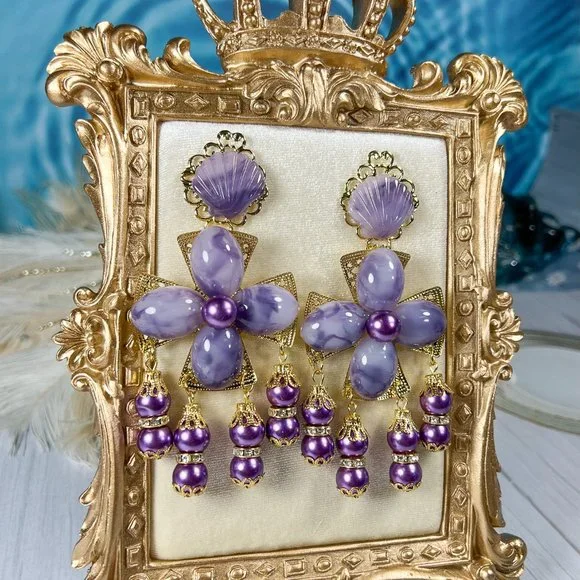 Vintage Purple Earrings, Lavender rhinestone earrings, Statement Prom Earring - Picture 7 of 7
